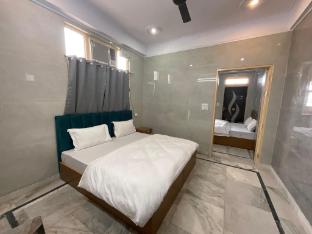 amrut living and home stays