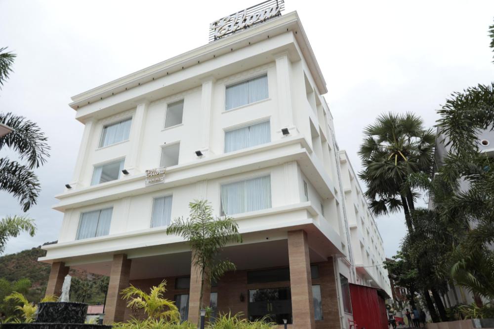 ellora hotel