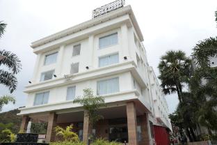 ellora hotel