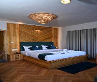 valtara resort