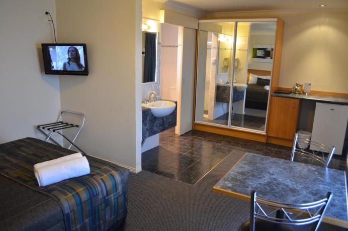 arkana motor inn and terrace apartments