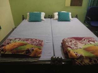 srs guest house