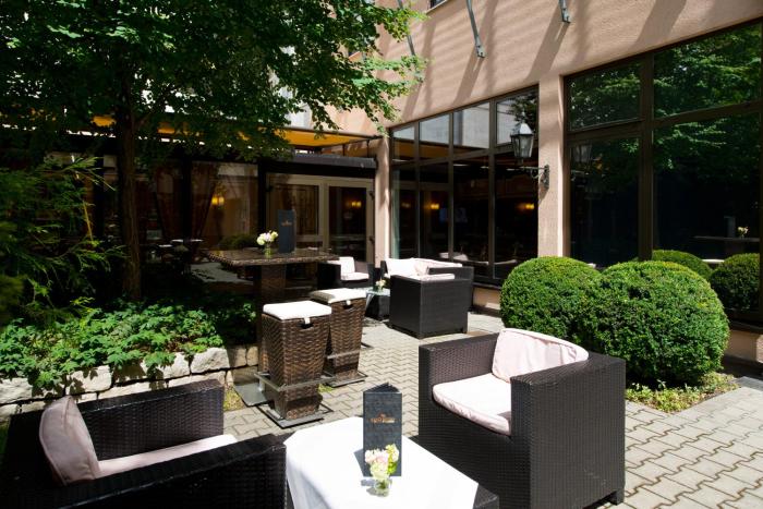 kings hotel center superior