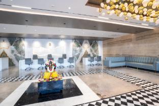 hotel tulips grand