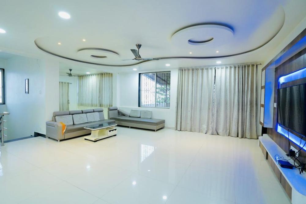 mahalaxmi hills bungalow