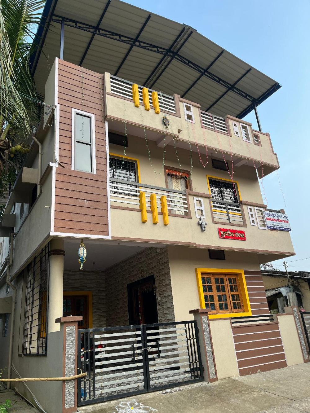 crocodile front villa