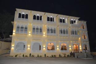the hinglajgarh resort