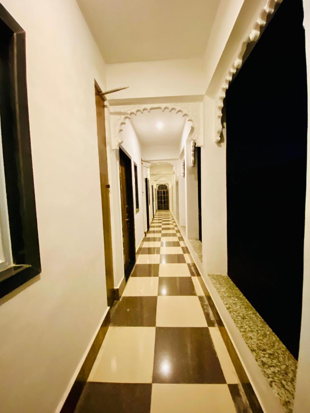 the hinglajgarh resort