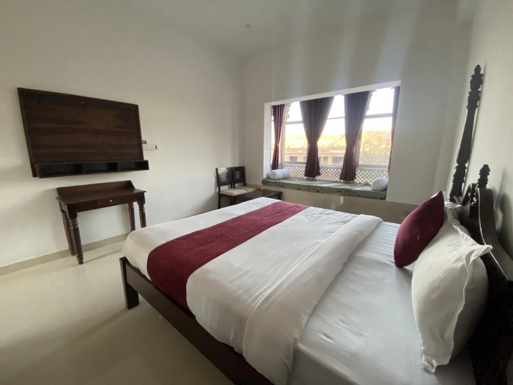 the hinglajgarh resort