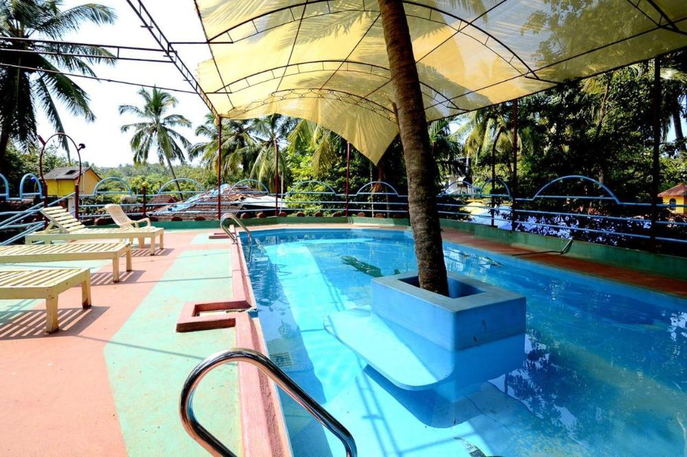 hotel palm groove vagator