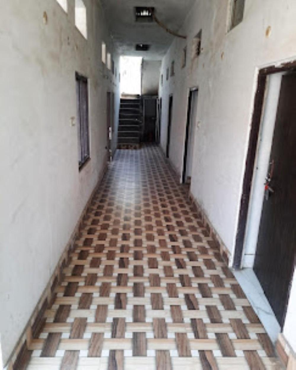 rudraksh hotel and guest house ayodhya