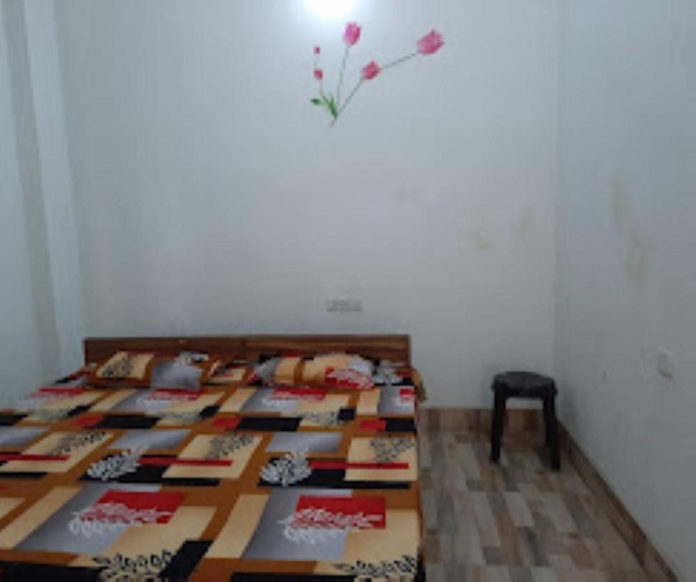 rudraksh hotel and guest house ayodhya