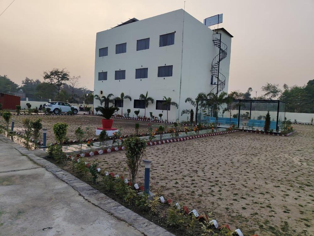 the velvel sky hotel and resort