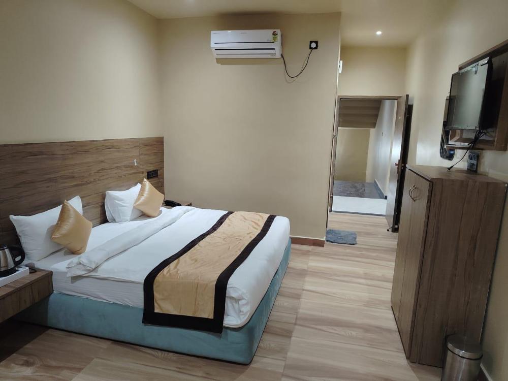 the velvel sky hotel and resort