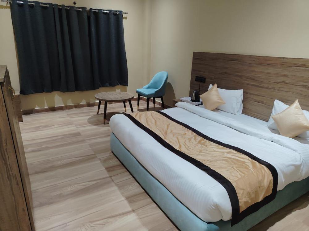 the velvel sky hotel and resort