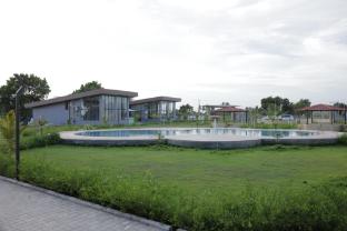 shree jalaram resort