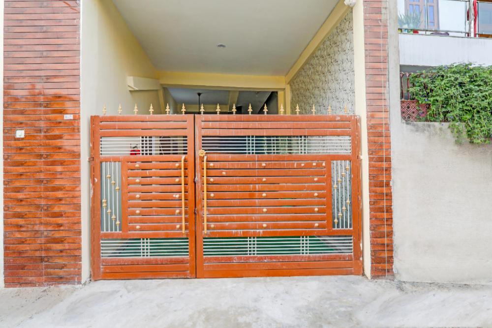 super hotel o sudhirpur near phonix hospital