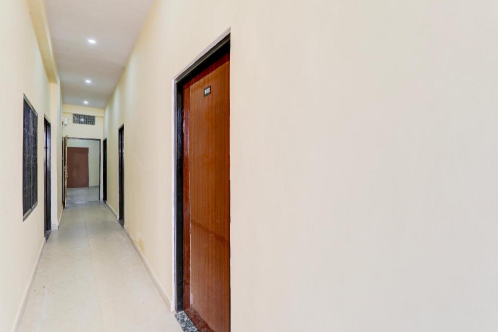 super hotel o sudhirpur near phonix hospital