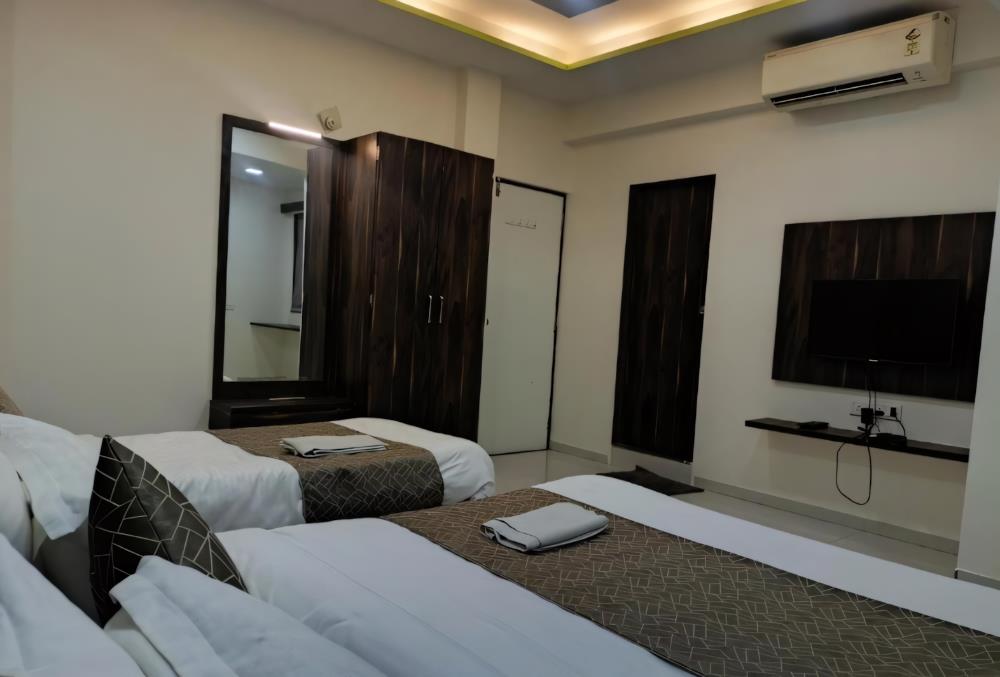hotel rk villa