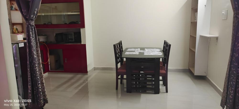 crozy corner 2bhk near aig andus embassy