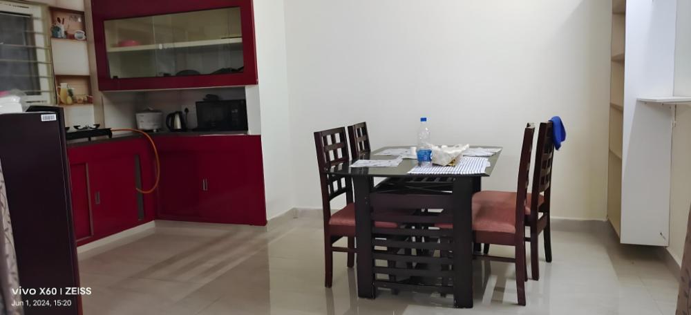 crozy corner 2bhk near aig andus embassy