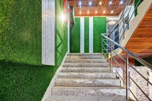 super hotel o grand 555