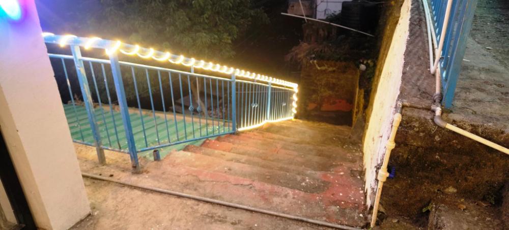 the yamuna deck resort and cafe