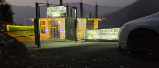 the yamuna deck resort and cafe