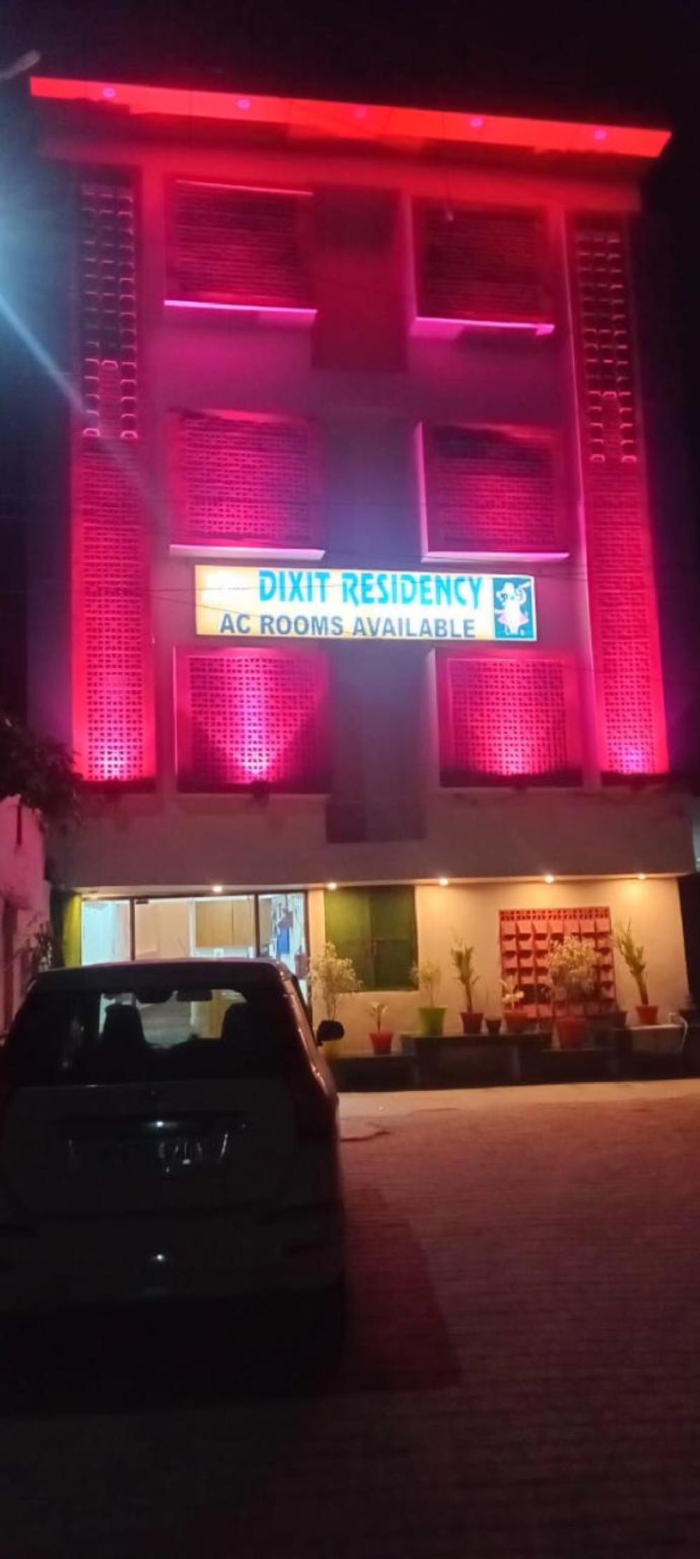 hotel dixit residency vrindavan