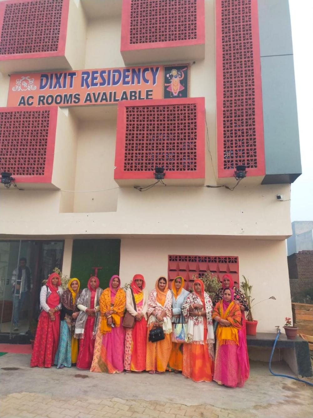 hotel dixit residency vrindavan