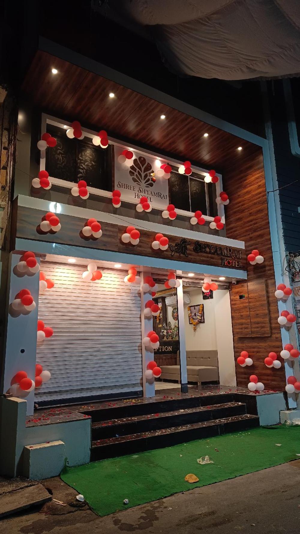 shree shyamraj hotel