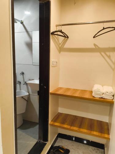 shree shyamraj hotel