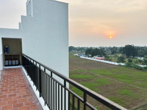 Gold Mountain Stay,,4 star