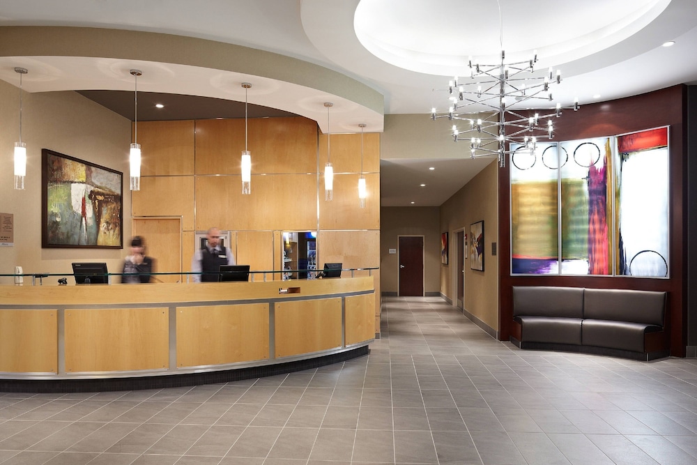 courtyard by marriott montreal airport