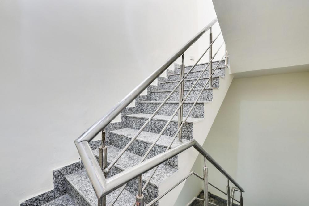 super hotel o 83167 golden key inn