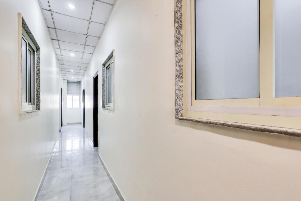 super hotel o 83167 golden key inn