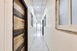 super hotel o 83167 golden key inn