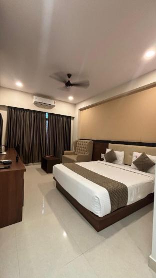 hotel kalyan suites