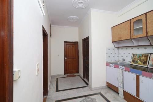 hari villa residency noida indoor stadium