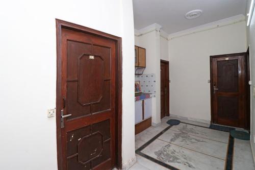 hari villa residency noida indoor stadium