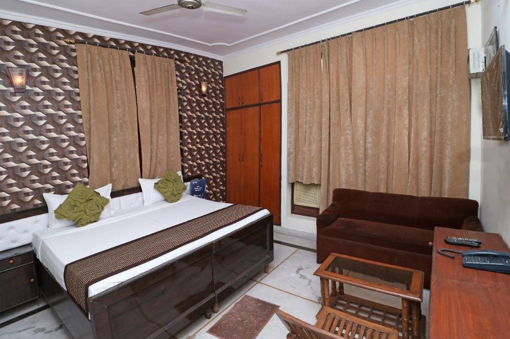 hari villa residency noida indoor stadium