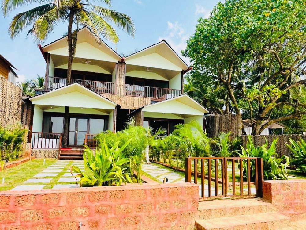 goa beach villa