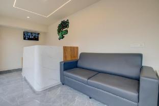 hotel tree suites next airport inn