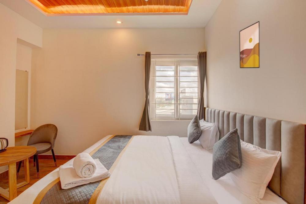 hotel tree suites next airport inn