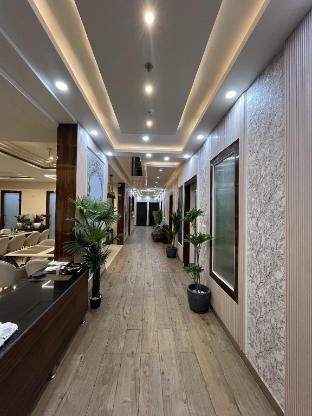 Hotel Mango Tree, Vrindavan,,3 star