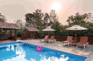 crimson bricks and woods resort cottages karjat