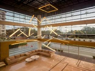 sapphire suites by arif castles