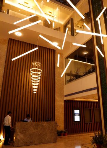 sapphire suites by arif castles