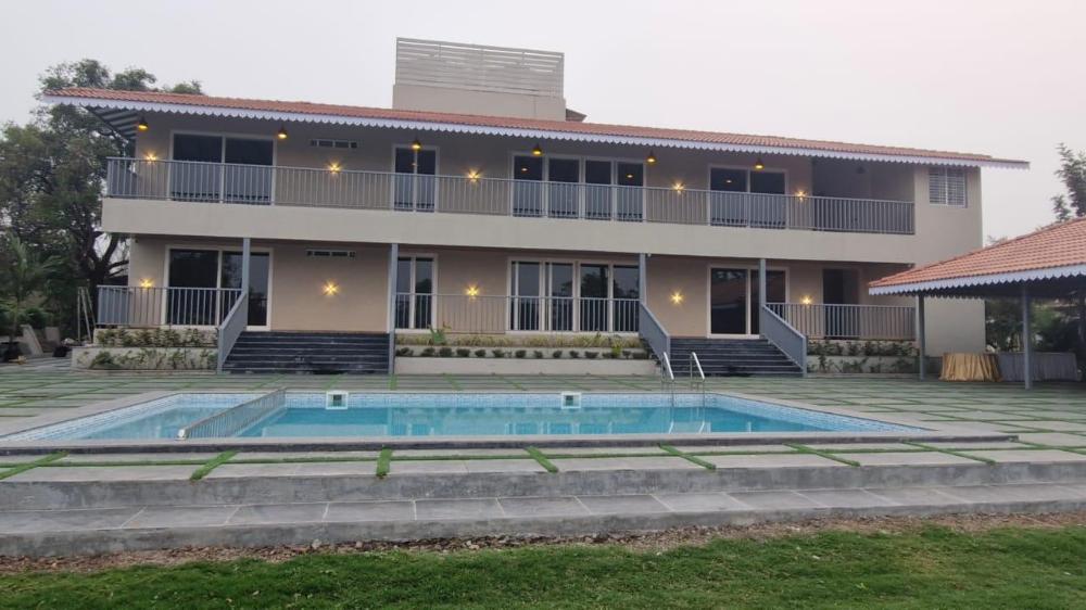 almond by orchard stay