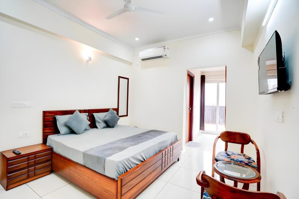 play hotel ishanvi couple friendly